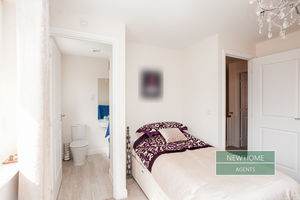 Photo 32- click for photo gallery